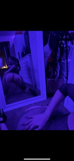 tana_taylor / tanastaylor