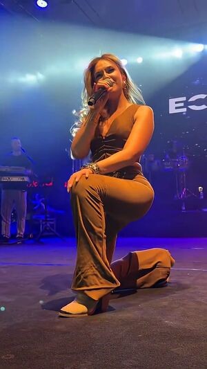 Ece Mumay / ecemumay / ecemumayy