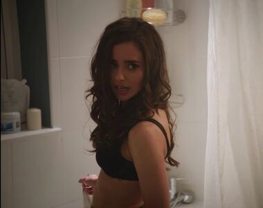 Holly Earl / earlisthename / hollyearl__