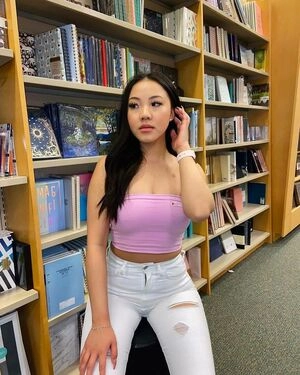 Hmong Lysia Lee