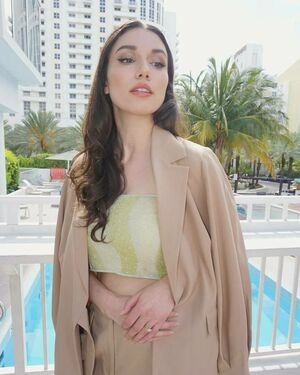 Grace Caroline Currey