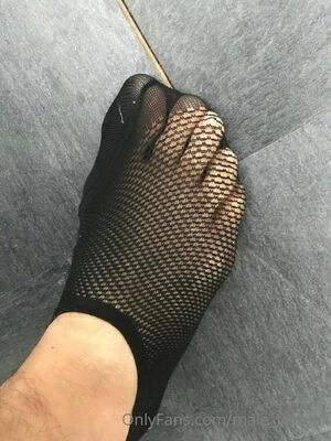 male_feet_uk
