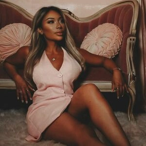 Valerie Saint-Claire