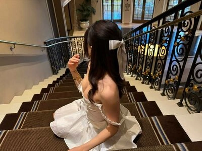 Kaitlynn Rhenea Asmr