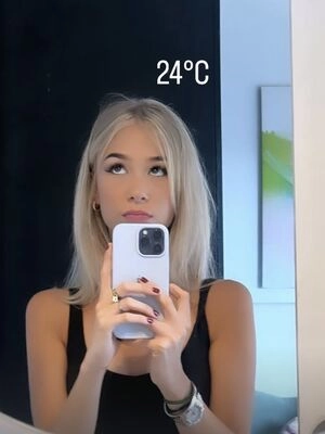 Sophie Duke/sophieeduke/escobarsh0e