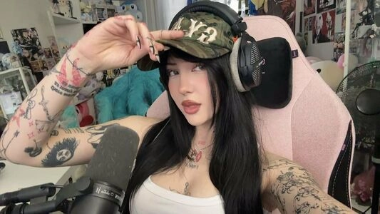 Laurinchhhe / sweetlaurasaenz