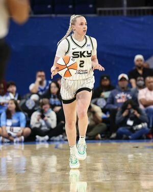 Hailey Van Lith / haileyvanlith