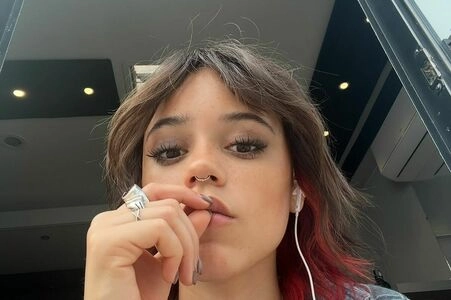 Jenna Ortega / Page / jennaortega