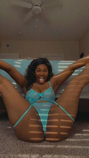 Sadboyken / thekenzisweets