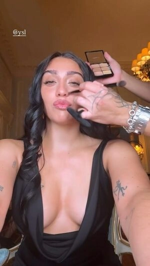 Lourdes Leon / lourdesleon