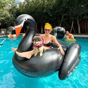 Taya Valkyrie / thetayavalkyrie