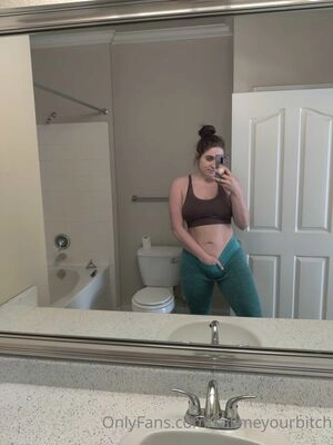 Callmeyourbitchhh / Melissa / callmeyourbitch / https: