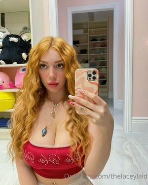 laydodd_ / thelaceylaid