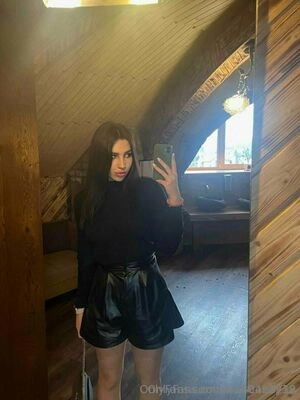 emilycandy18 / emilyycandy