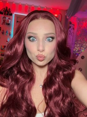 Anna Mcclelland / imthe_annag / xxannagxx