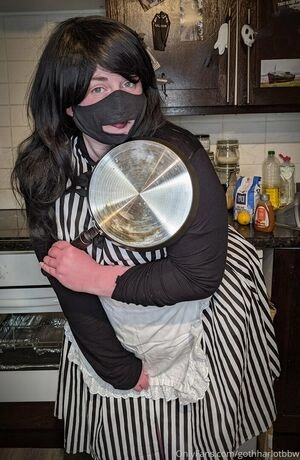 gothharlotbbw / littleheathengoth