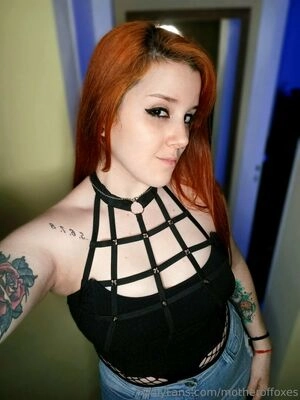 kirs10ruth / motheroffoxes