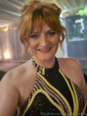 charliescarletx / charscarlett