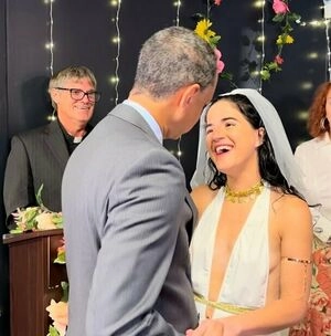 nessa_cliff1 / vanessacliff