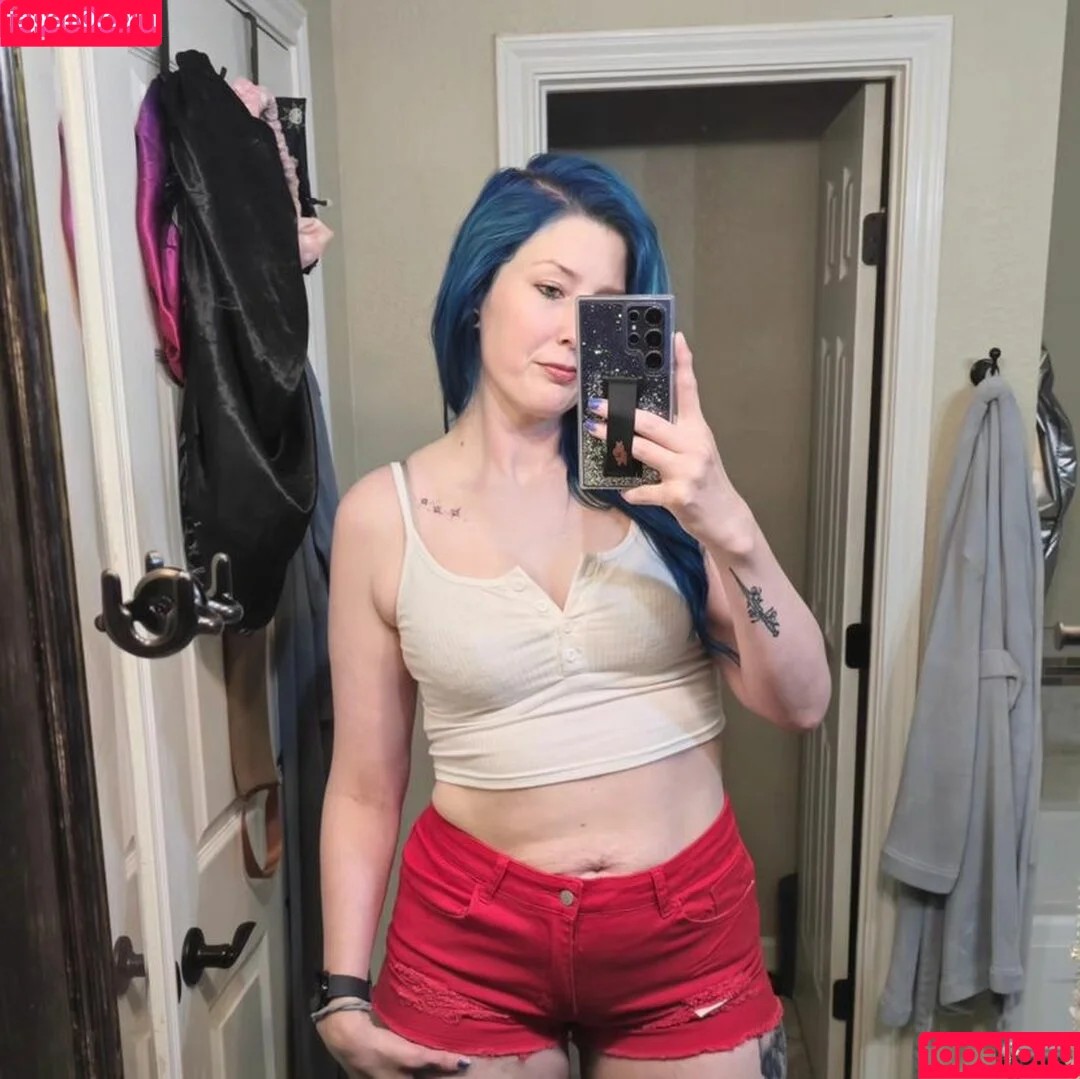 Katywithabooty / Katywithabooty_ / https: