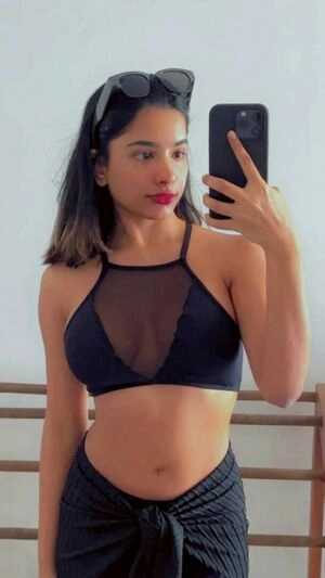 Aurora Sinclair / aurora_lights_ee / aurora_sinclair_