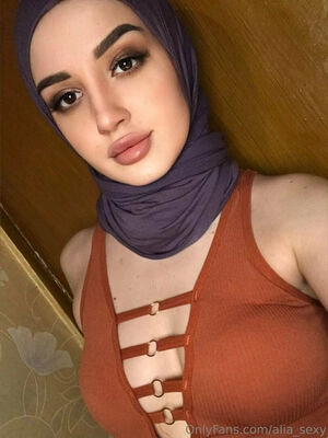 alia_sexy / alialkipiyasi