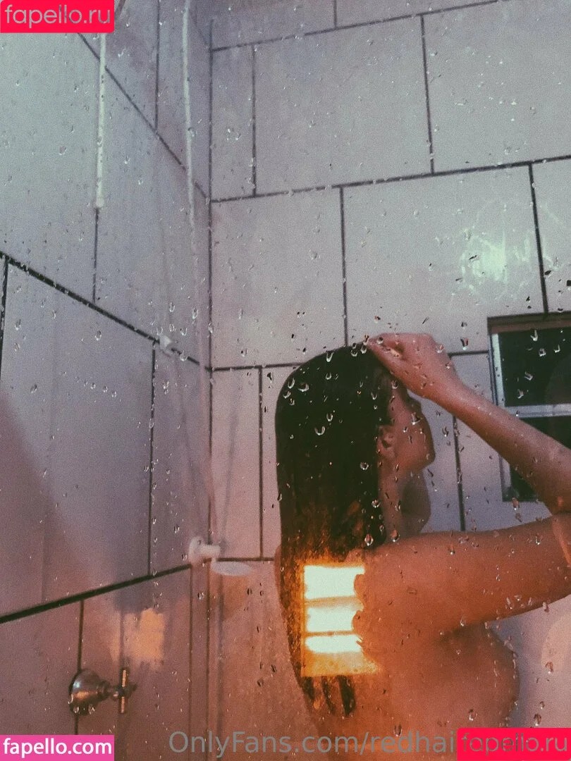 redhaircollection / redhairedmaia