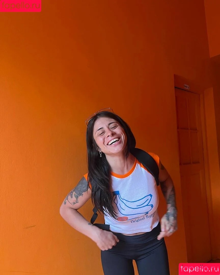 Hairy Luvo / https: / luvoba / luvooba