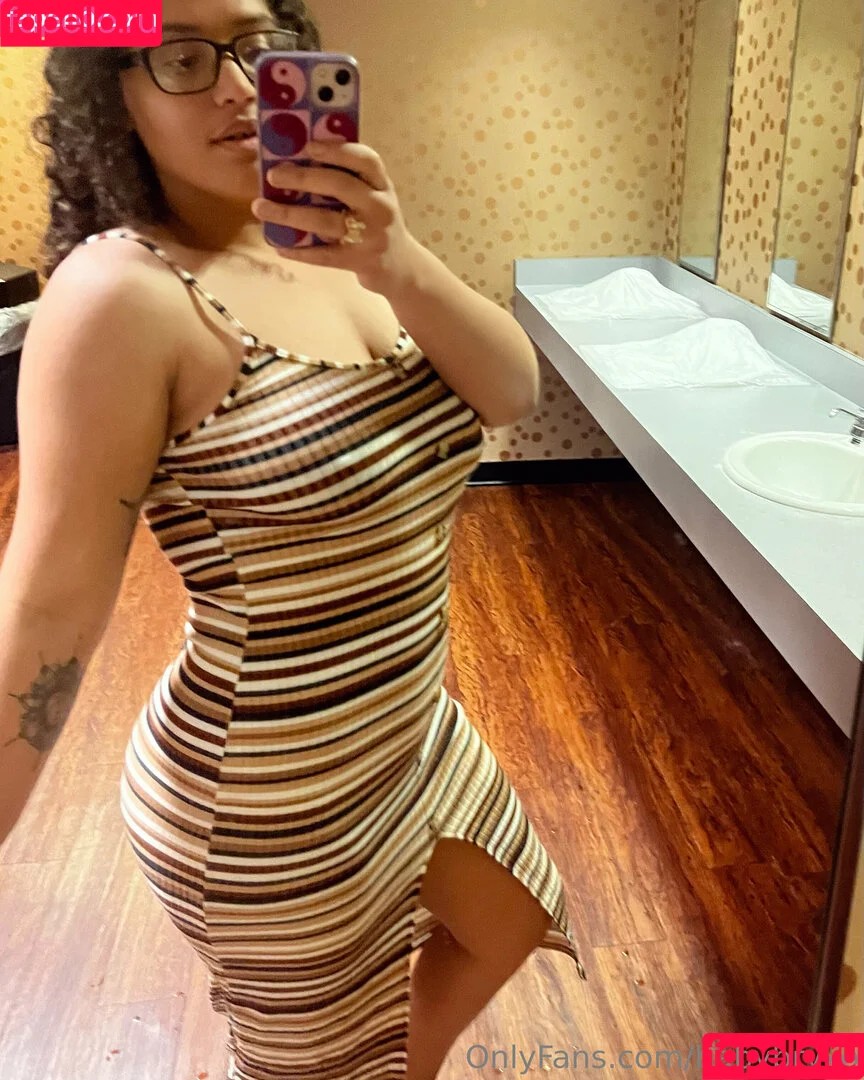 demi.monroe / demimonroe