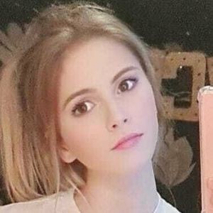 Itsjustdesire / anna / dreamsoffame / sensitivesorry