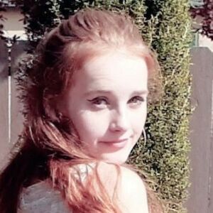 Arabella / arabellachi / arabelleraphael / https: / witchbella