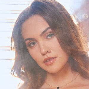 Freya Parker / freyaparker / freyaparkerxo