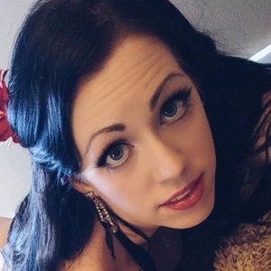 Kayla Kiss / kayla.kiss