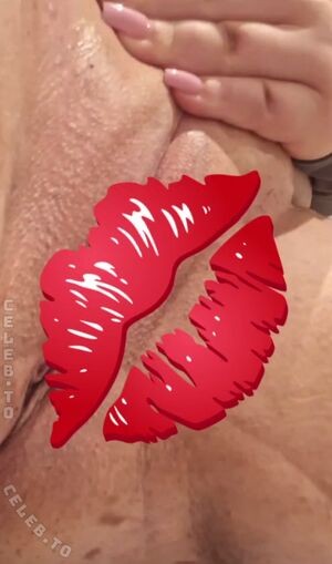 Laura Knoblauch / laurachesnok