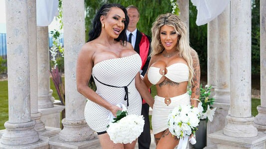 1avadevine / Ava Devine / avadevine / theoneandonlyavadevine