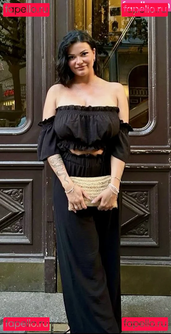 Laura Wölki Onlyfans Photo Gallery 