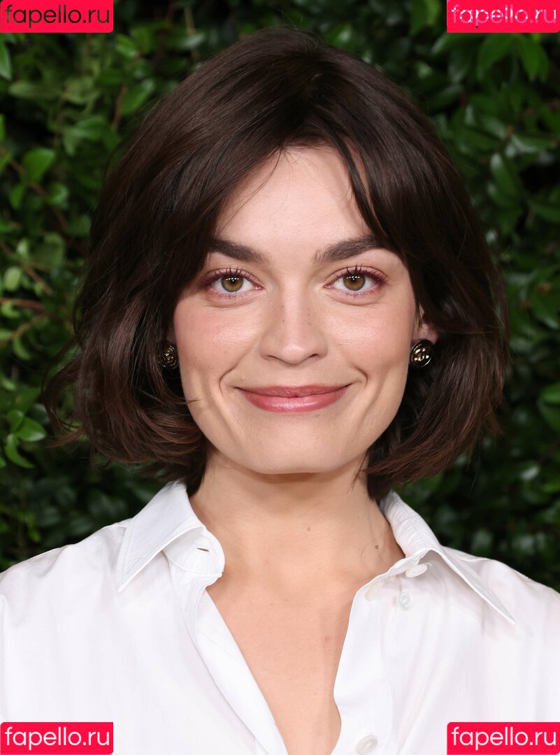 Emma Mackey Onlyfans Photo Gallery 