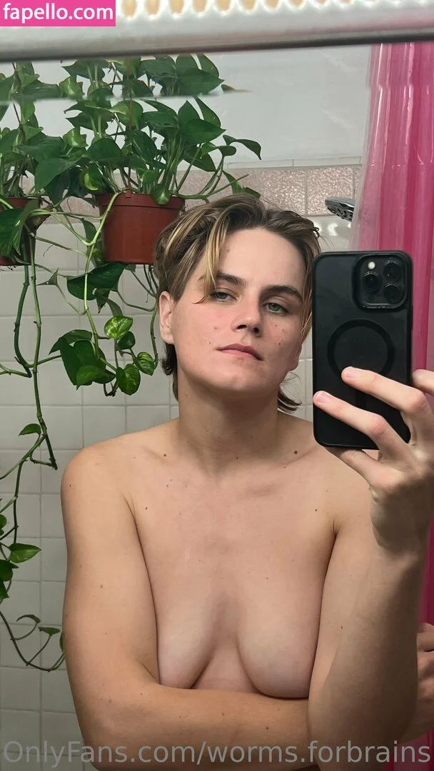 worms.forbrains Onlyfans Photo Gallery 