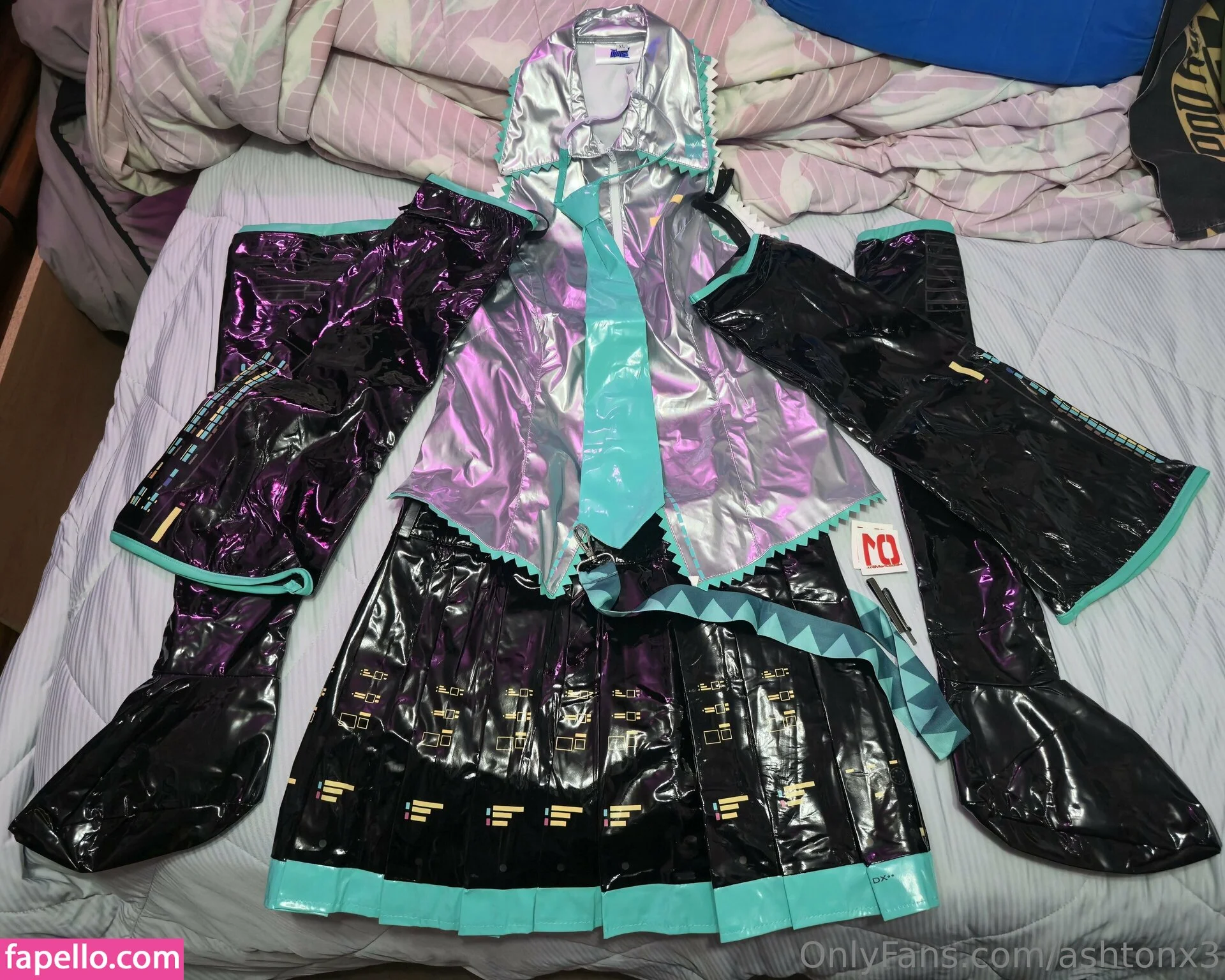 ashtonx3 Onlyfans Photo Gallery 