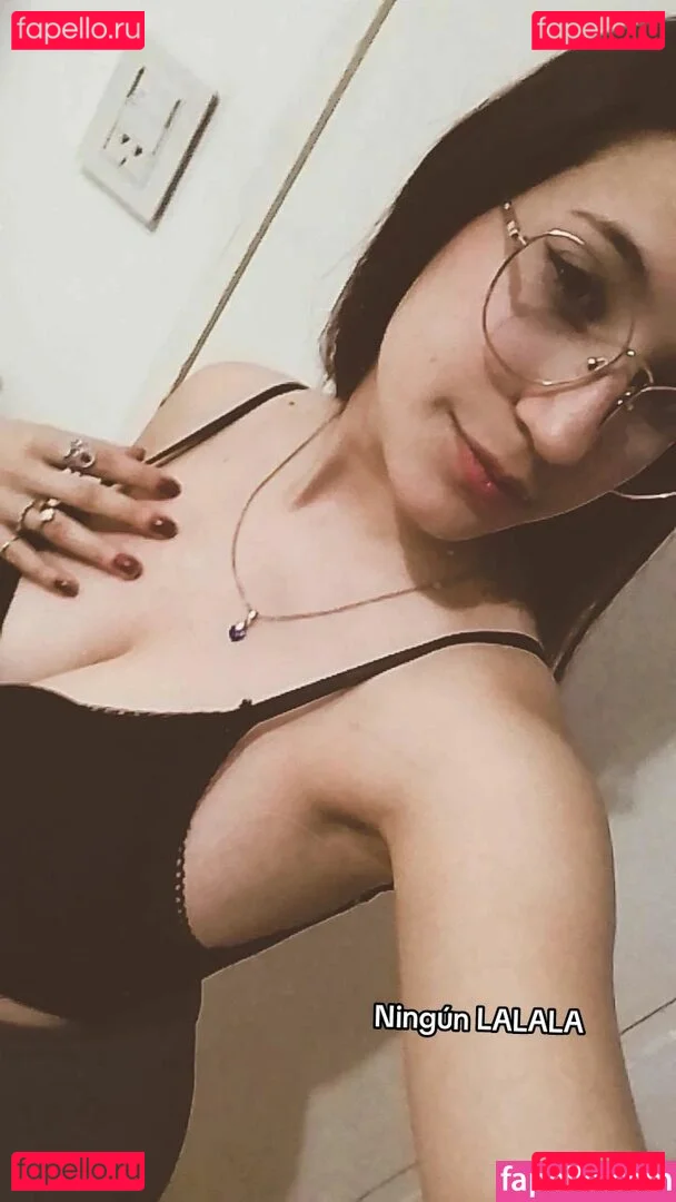 Camí Howden Onlyfans Photo Gallery 