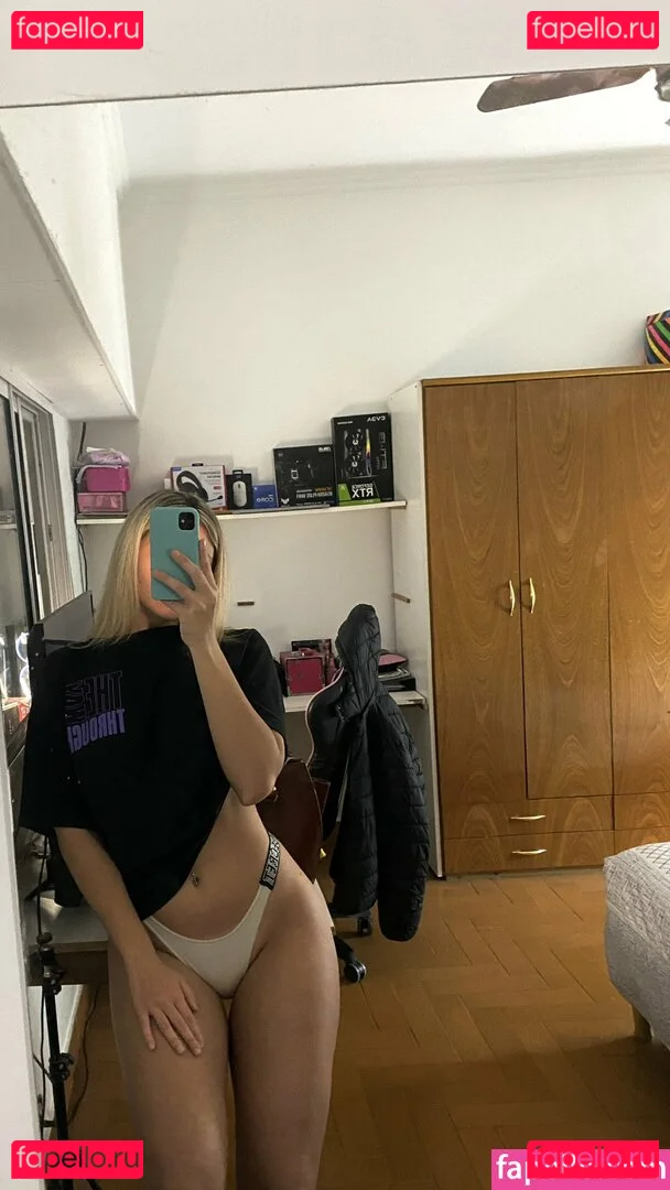 Yami Sanchez Onlyfans Photo Gallery 