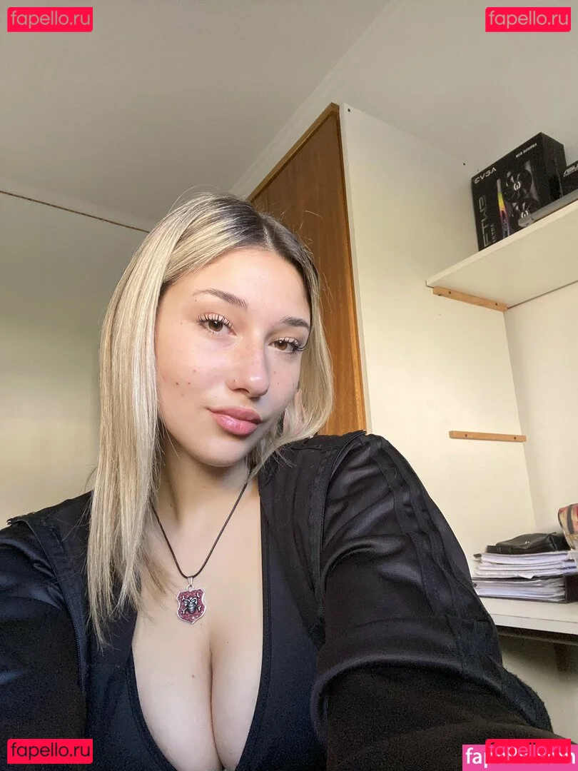 Yami Sanchez Onlyfans Photo Gallery 