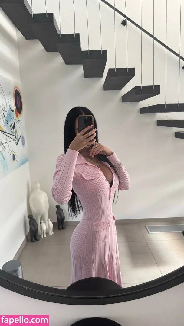 Naribnb Onlyfans Photo Gallery 