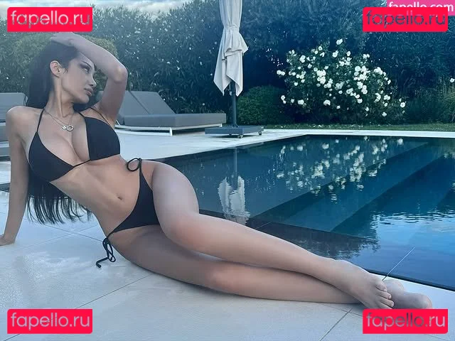 Naribnb Onlyfans Photo Gallery 