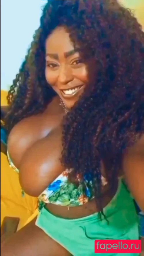 Thais Garcia Onlyfans Photo Gallery 