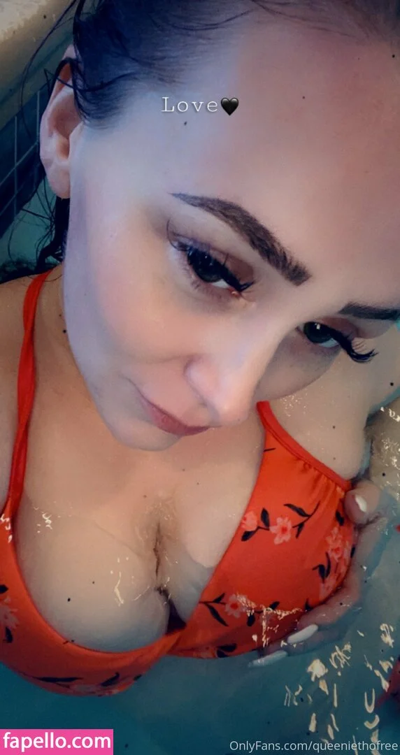 queeniethofree Onlyfans Photo Gallery 