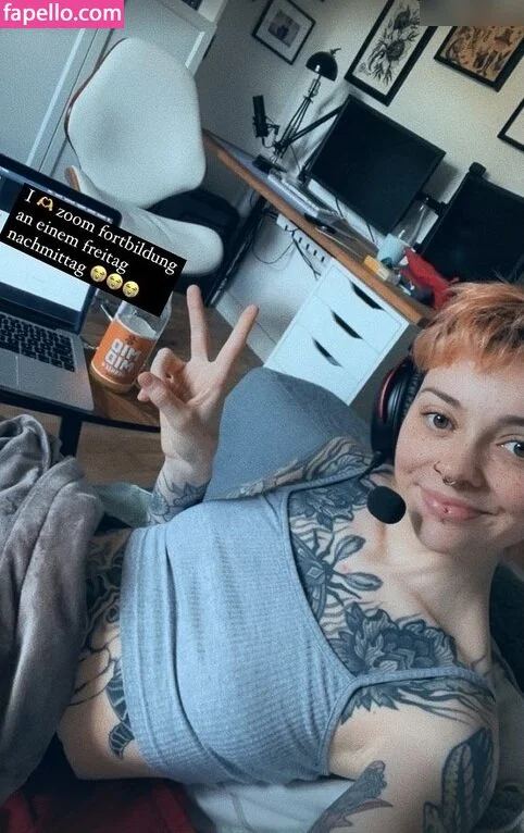 Julia Crds Onlyfans Photo Gallery 