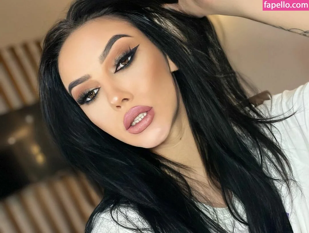 alina03m Onlyfans Photo Gallery 