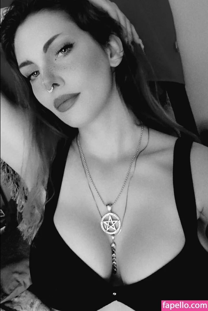 ma.belle Onlyfans Photo Gallery 