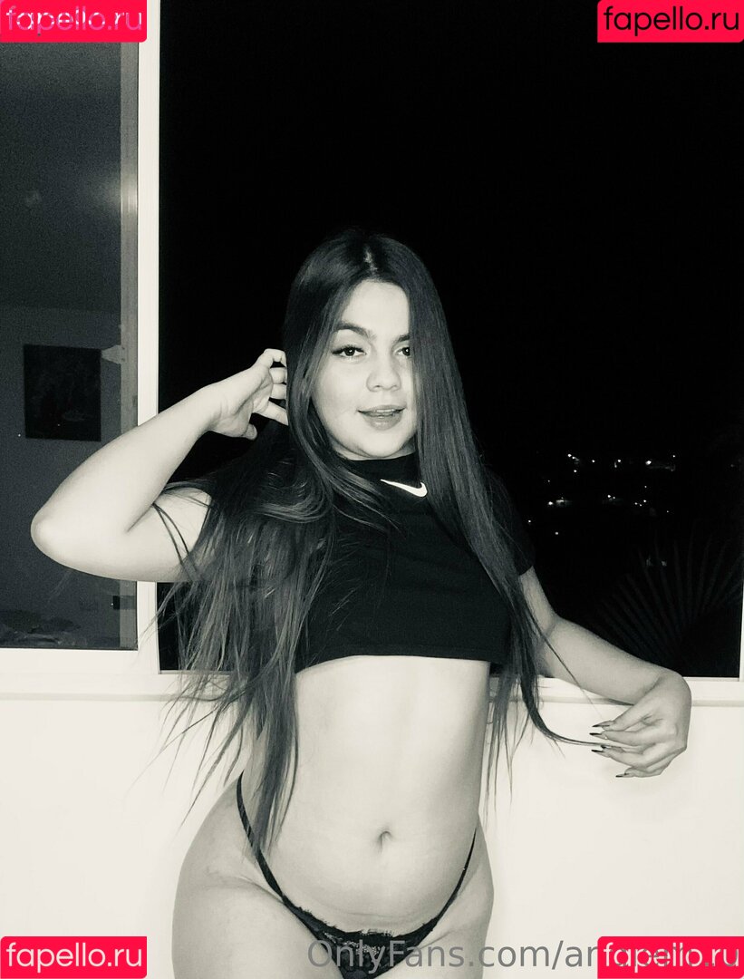 angiem10 Onlyfans Photo Gallery 